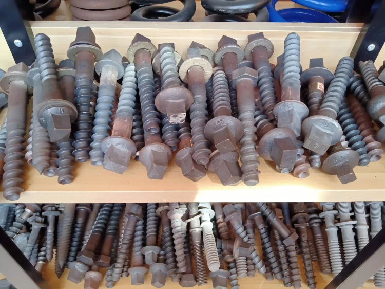 Carbon Steel Screw Spikes Fasteners