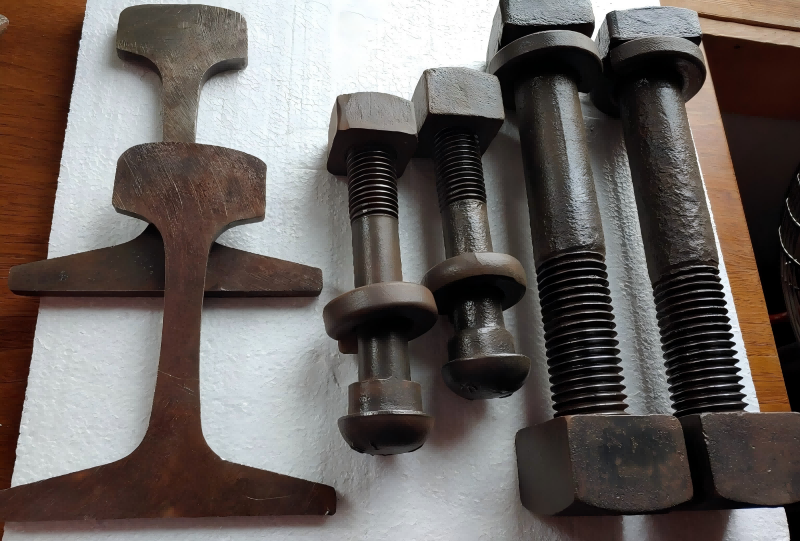 Clip bolt with BSW thread Clip bolt with BSW thread