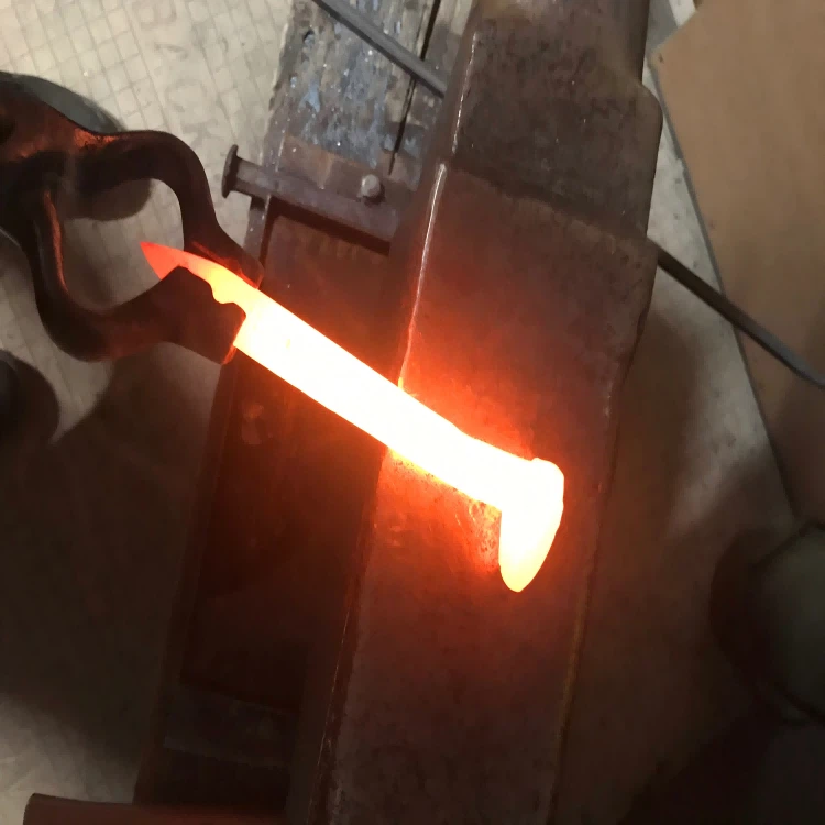 Espigues de ferrocarril per a la pista segura